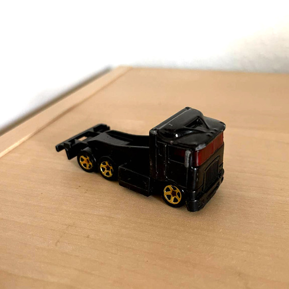 Hot Wheels Semi Cab Truck 1991 Black Vintage Big Rig Mattel 1:64 Diecast Used - Picture 1 of 12